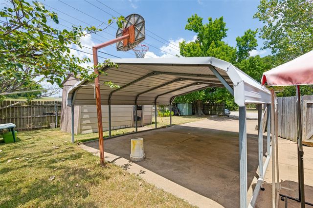 6700 Sayle Street, Greenville, TX 75402