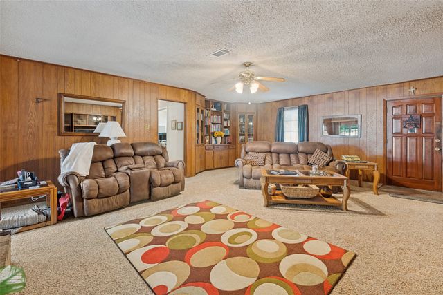 6700 Sayle Street, Greenville, TX 75402