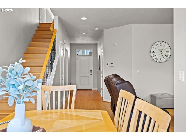 17474 Se RESERVE Loop, Milwaukie, OR 97267