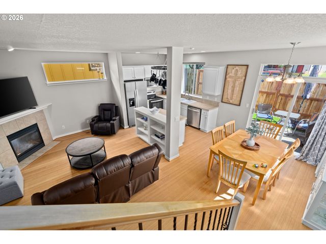 17474 Se RESERVE Loop, Milwaukie, OR 97267
