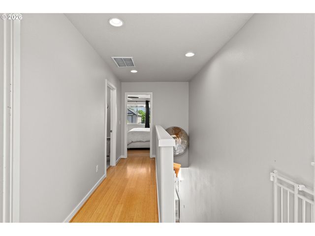 17474 Se RESERVE Loop, Milwaukie, OR 97267