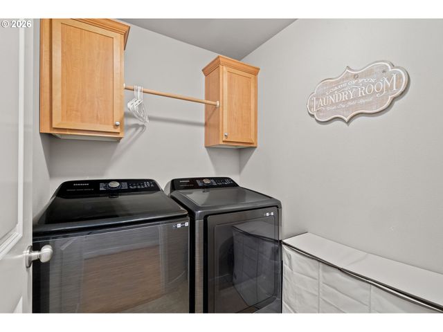 17474 Se RESERVE Loop, Milwaukie, OR 97267