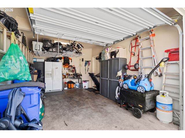 17474 Se RESERVE Loop, Milwaukie, OR 97267