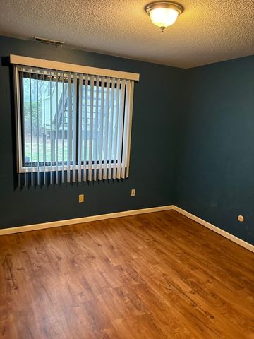 1710 Willow View Road 3, Urbana, IL 61802