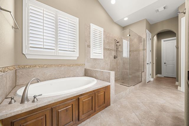 521 Horseback HOLW, Austin, TX 78732