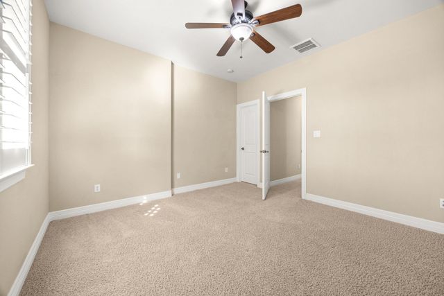 521 Horseback HOLW, Austin, TX 78732