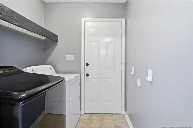 5204 Ballentine Street, Hope Mills, NC 28348