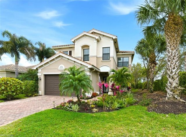 3306 Baltic DR, Naples, FL 34119
