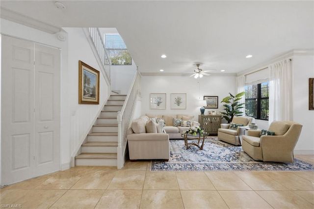 3306 Baltic DR, Naples, FL 34119