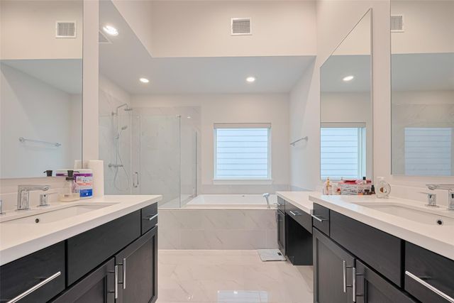 5308 S Capitol Street, Houston, TX 77023