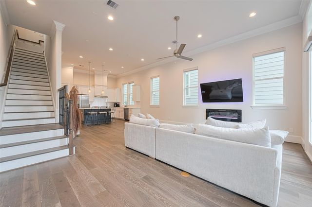 5308 S Capitol Street, Houston, TX 77023