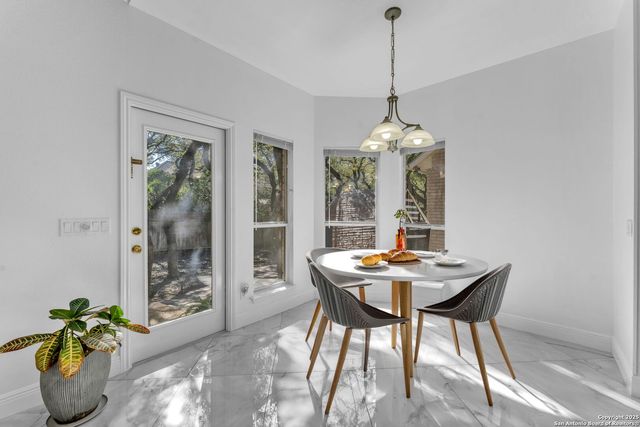 18210 Crystal Ridge Dr, San Antonio, TX 78259