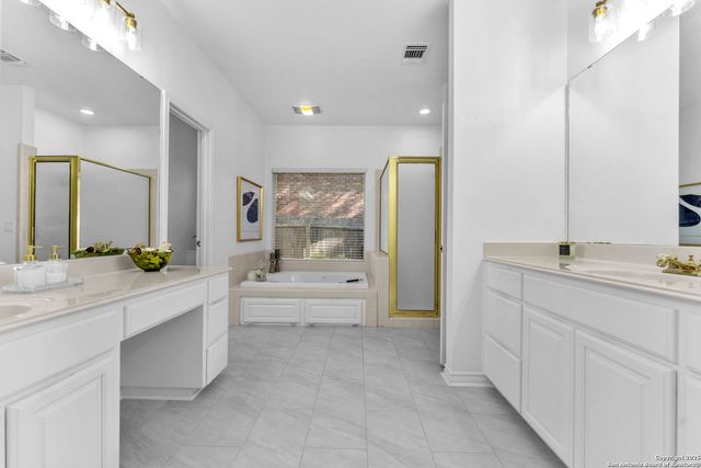 18210 Crystal Ridge Dr, San Antonio, TX 78259