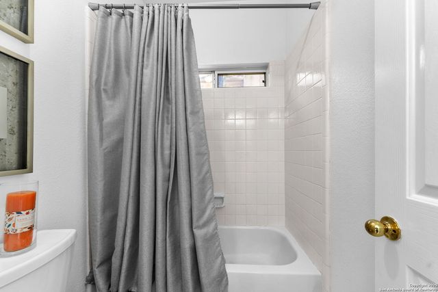 18210 Crystal Ridge Dr, San Antonio, TX 78259