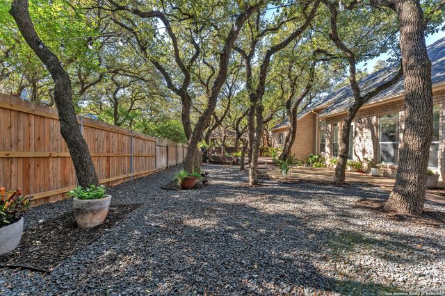 18210 Crystal Ridge Dr, San Antonio, TX 78259