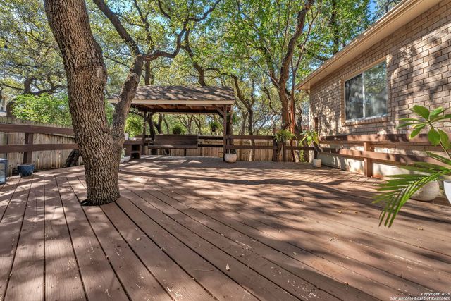 18210 Crystal Ridge Dr, San Antonio, TX 78259