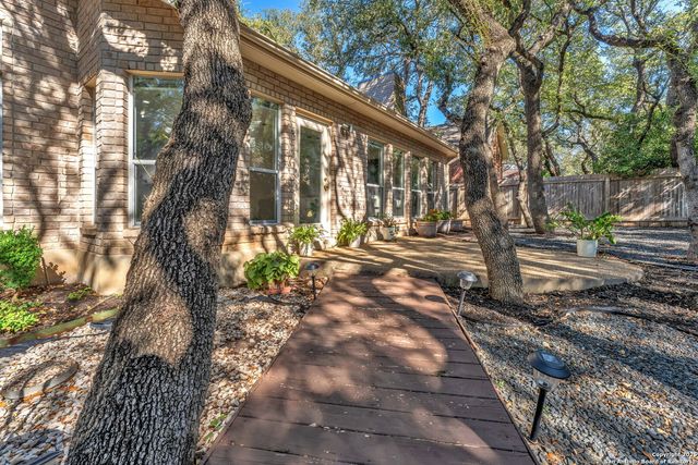 18210 Crystal Ridge Dr, San Antonio, TX 78259