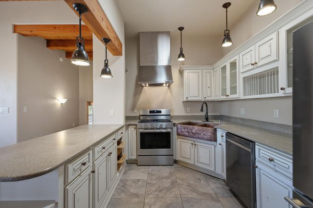 5 Cienega Canyon Road, Placitas, NM 87043