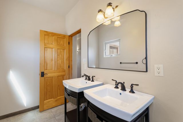 5 Cienega Canyon Road, Placitas, NM 87043