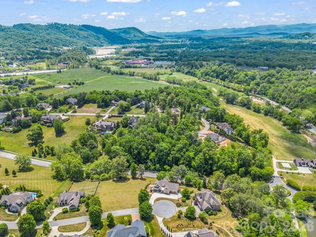 65 Bradford Vistas Vista, Fletcher, NC 28732