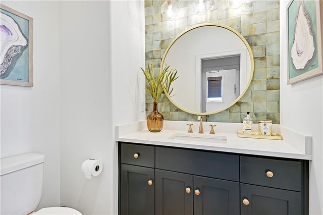 17029 King Street, Overland Park, KS 66221