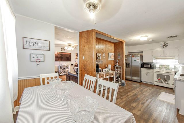 511 Holiday Dr, Houma, LA 70364