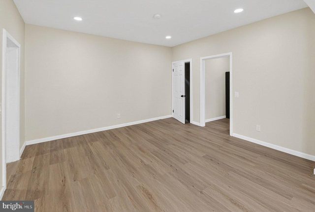 6 OLIVE ST, Salem, NJ 08079