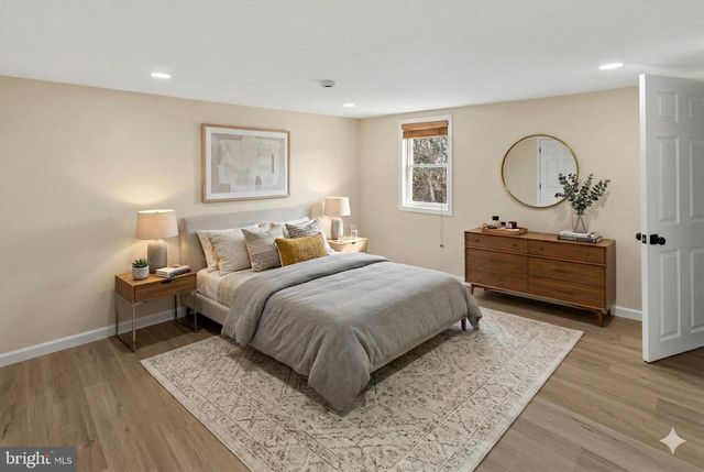 6 OLIVE ST, Salem, NJ 08079