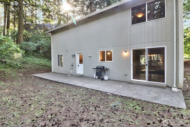 22323 Glenview Court SE, Yelm, WA 98597
