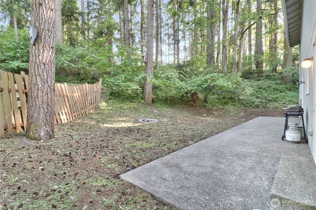 22323 Glenview Court SE, Yelm, WA 98597