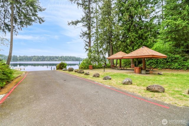 22323 Glenview Court SE, Yelm, WA 98597