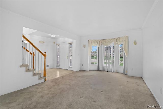 3041 Courtfield Drive, Rochester Hills, MI 48309