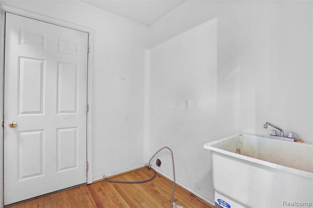 3041 Courtfield Drive, Rochester Hills, MI 48309