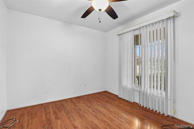3041 Courtfield Drive, Rochester Hills, MI 48309