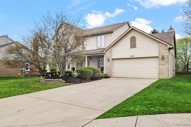3041 Courtfield Drive, Rochester Hills, MI 48309