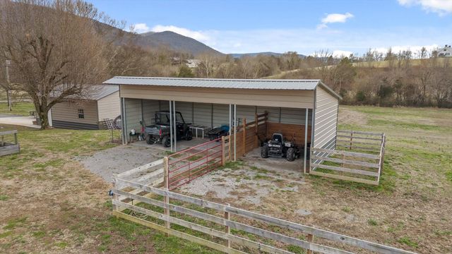 10115 Upper East Valley Road, Pikeville, TN 37367