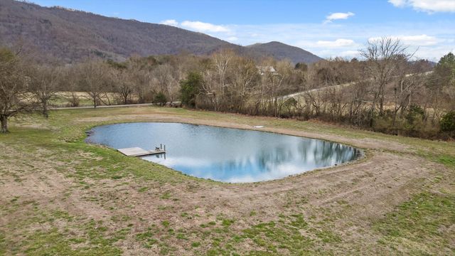 10115 Upper East Valley Road, Pikeville, TN 37367