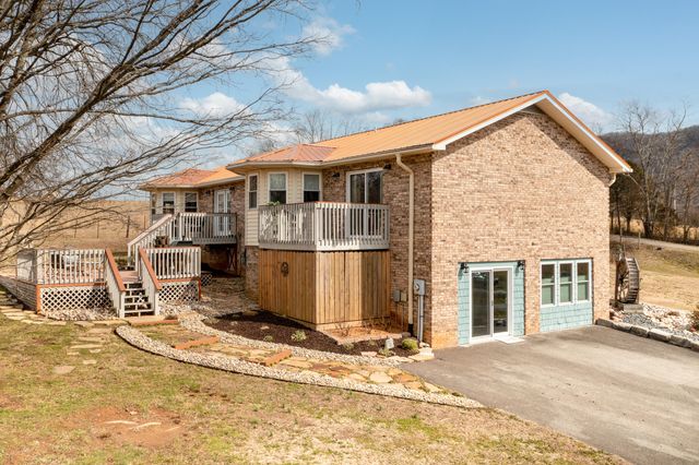 10115 Upper East Valley Road, Pikeville, TN 37367