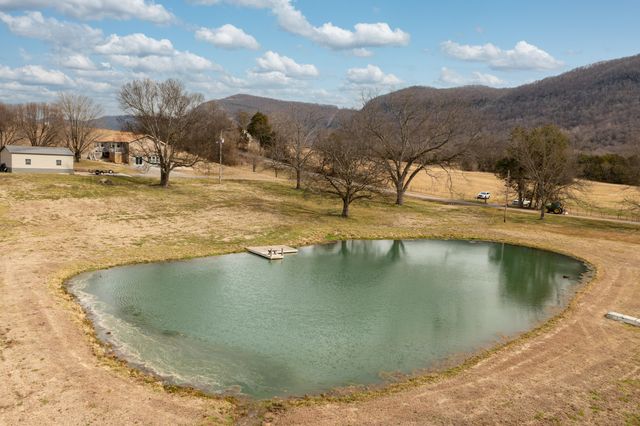 10115 Upper East Valley Road, Pikeville, TN 37367