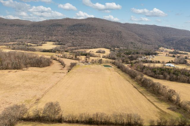 10115 Upper East Valley Road, Pikeville, TN 37367