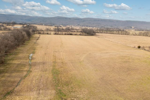 10115 Upper East Valley Road, Pikeville, TN 37367