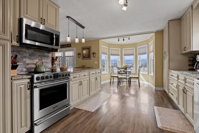 10115 Upper East Valley Road, Pikeville, TN 37367