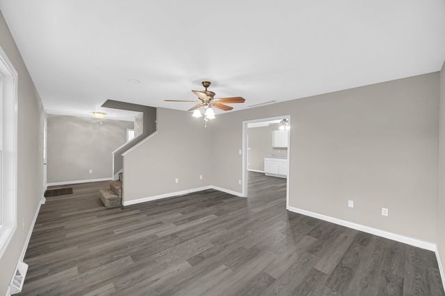 5780 E 1156 N, Demotte, IN 46310