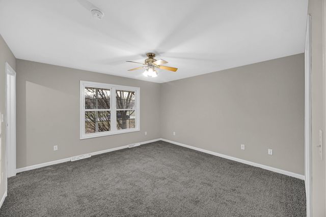 5780 E 1156 N, Demotte, IN 46310