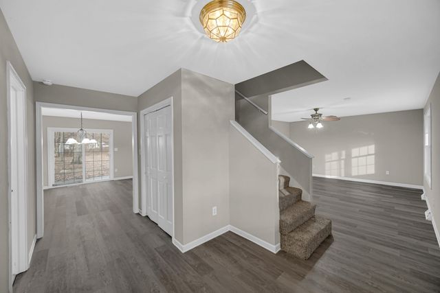 5780 E 1156 N, Demotte, IN 46310