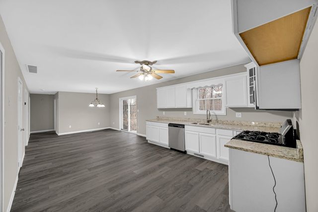 5780 E 1156 N, Demotte, IN 46310