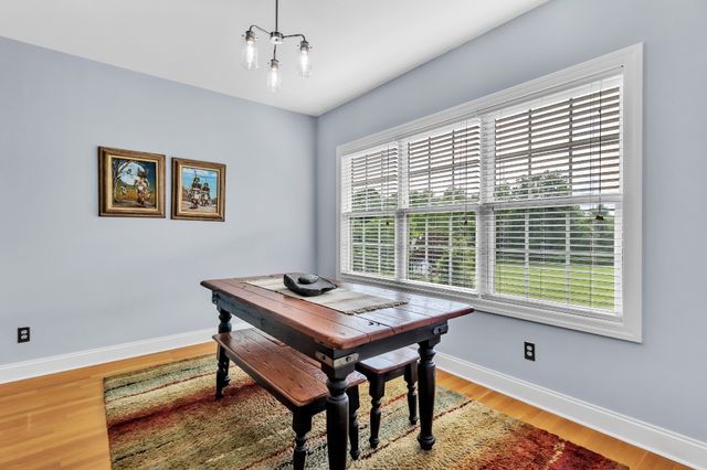 392 Holt Rd, Lebanon, TN 37087