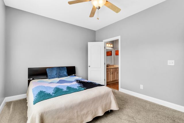 392 Holt Rd, Lebanon, TN 37087