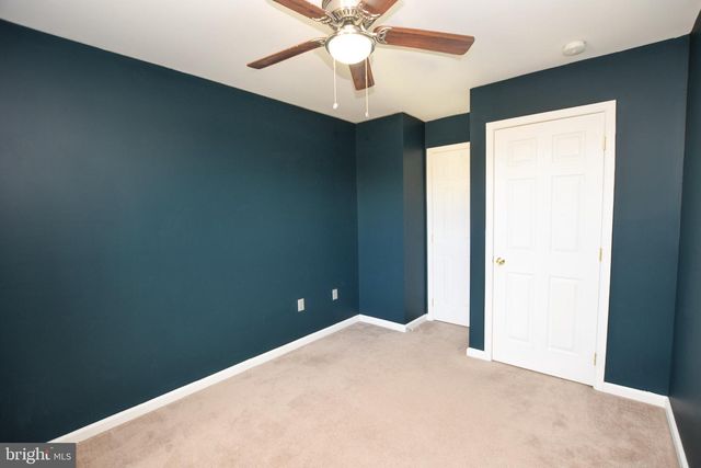 226 TOPAZ LN, Inwood, WV 25428