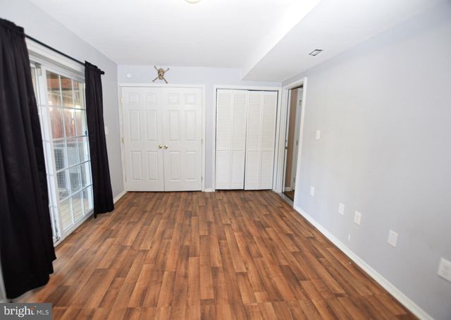 226 TOPAZ LN, Inwood, WV 25428